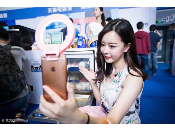 企業(yè)直播是如何改變企業(yè)營銷格局的？